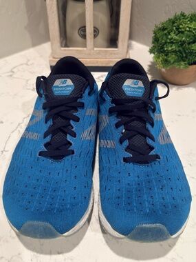 New Balance Men’s Fresh Foam Zante Pursuit Sneakers - Blue and Black